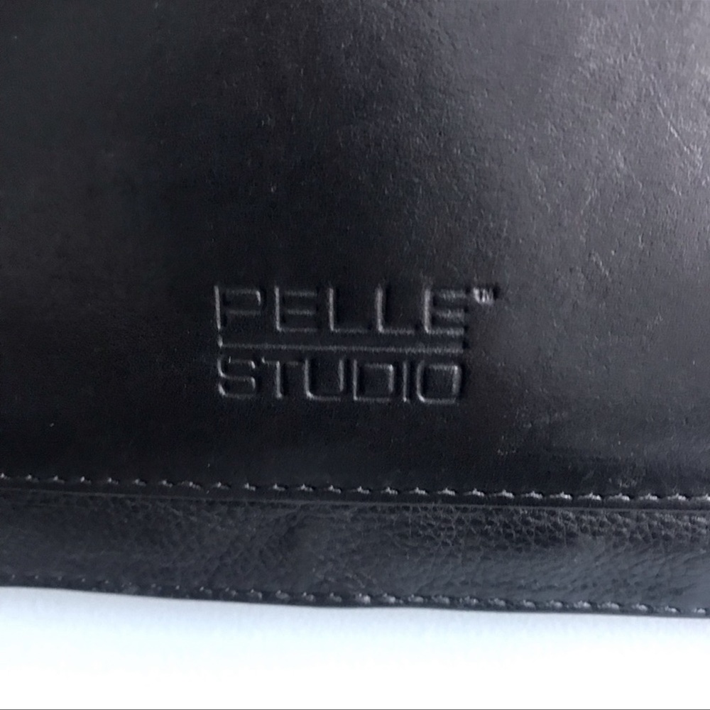 Pelle Studio Leather Shoulder/Crossbody Bag